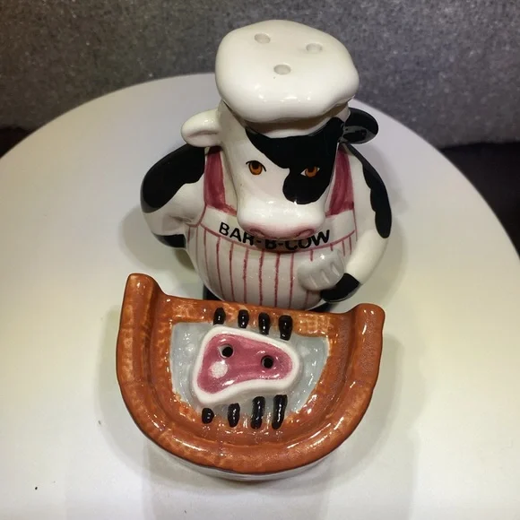 Vintage 90’s Clay Art Bar-B-Cow Salt and Pepper Shakers
